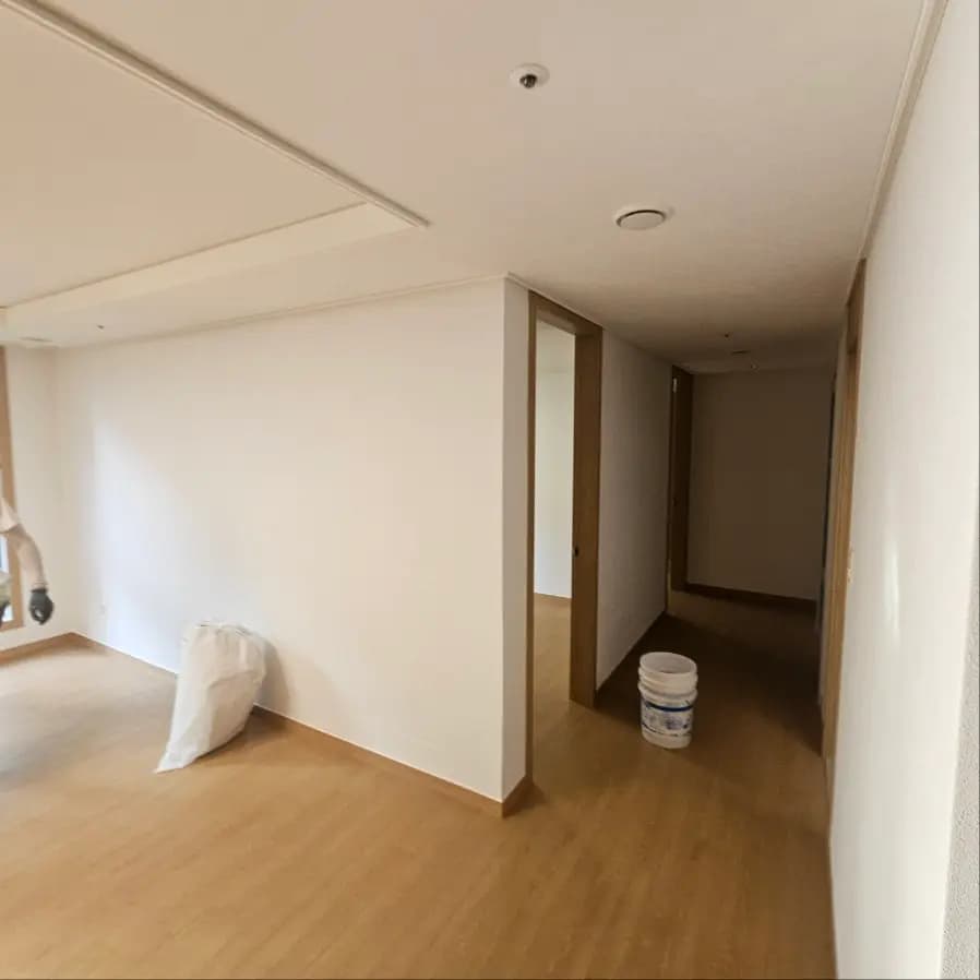 LX 디아망 회벽 크림 화이트 시공 벽면